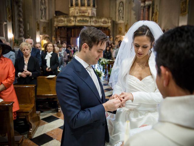 Il matrimonio di Tommaso e Nicole a Torri del Benaco, Verona 21