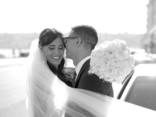 Il matrimonio di Valentina e Andrea a Napoli, Napoli 11