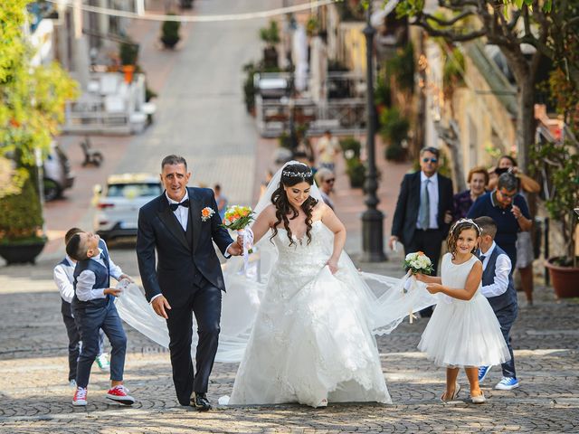 Il matrimonio di Vincenzo e Mariagrazia a Capaccio Paestum, Salerno 10