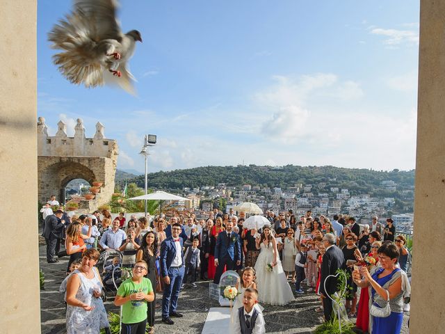 Il matrimonio di Vincenzo e Mariagrazia a Capaccio Paestum, Salerno 16