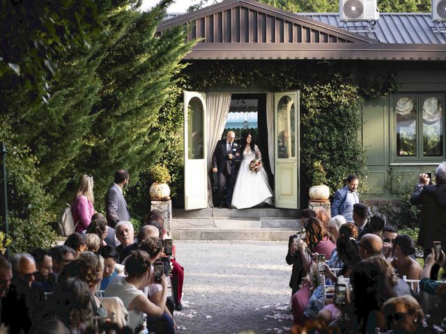 Il matrimonio di Guido e Sara a Tradate, Varese 29