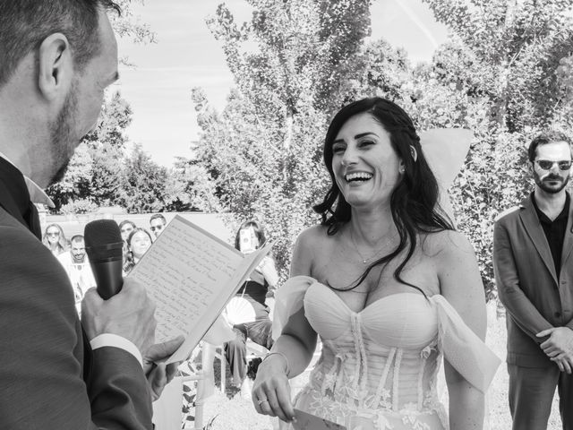 Il matrimonio di Gabriele e Laura a Robecco sul Naviglio, Milano 16