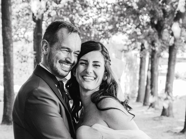 Il matrimonio di Gabriele e Laura a Robecco sul Naviglio, Milano 23
