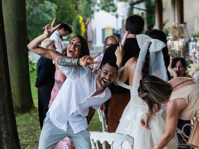 Il matrimonio di Gabriele e Laura a Robecco sul Naviglio, Milano 39
