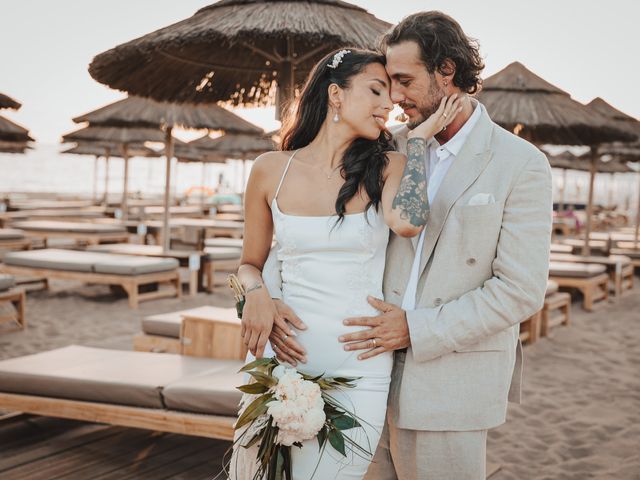 Il matrimonio di Dora e Luca a Napoli, Napoli 18