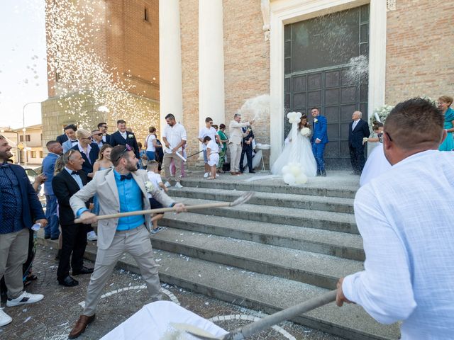 Il matrimonio di Nicolas e Barbara a Taglio di Po, Rovigo 9