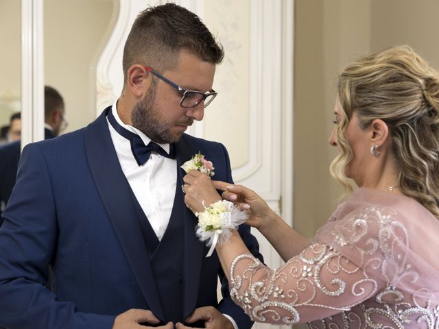 Il matrimonio di Mwaba e Lorenzo a Città Sant&apos;Angelo, Pescara 9