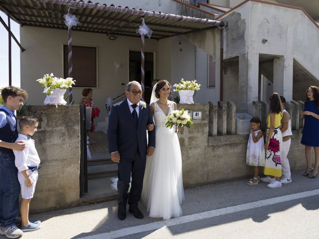 Il matrimonio di Mwaba e Lorenzo a Città Sant&apos;Angelo, Pescara 40