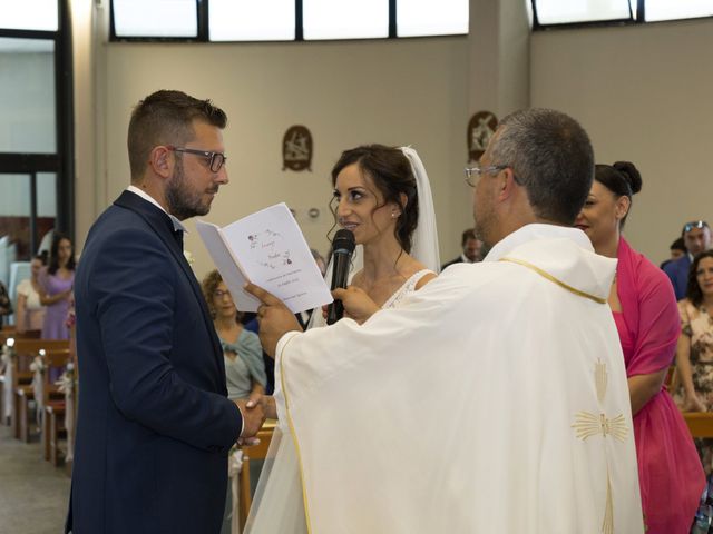 Il matrimonio di Mwaba e Lorenzo a Città Sant&apos;Angelo, Pescara 58