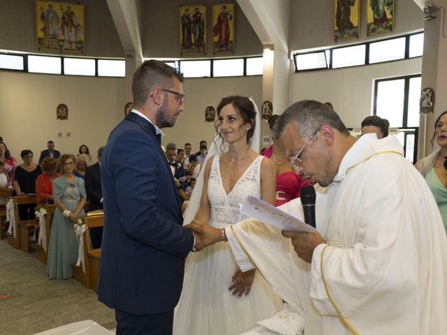 Il matrimonio di Mwaba e Lorenzo a Città Sant&apos;Angelo, Pescara 60