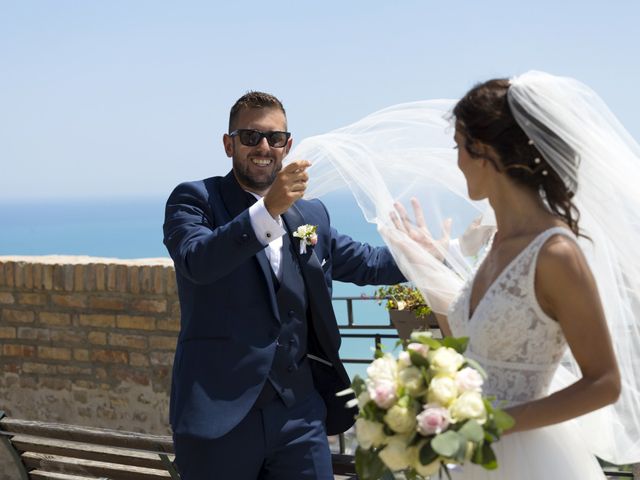 Il matrimonio di Mwaba e Lorenzo a Città Sant&apos;Angelo, Pescara 84