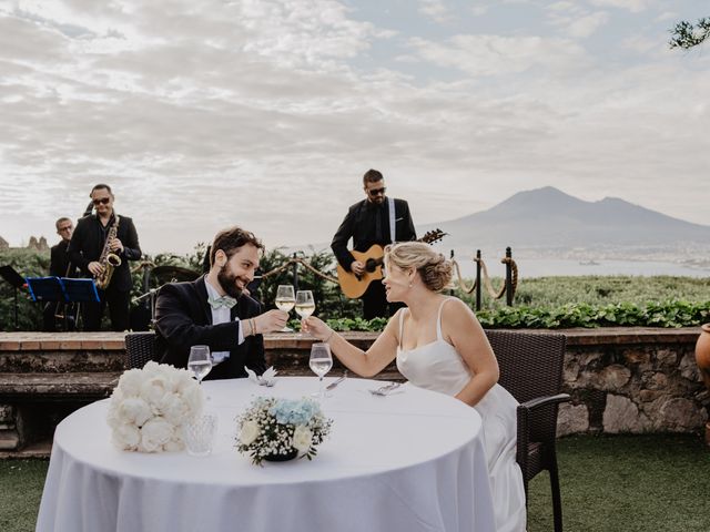 Il matrimonio di Amy e Nicola a Castellammare di Stabia, Napoli 30