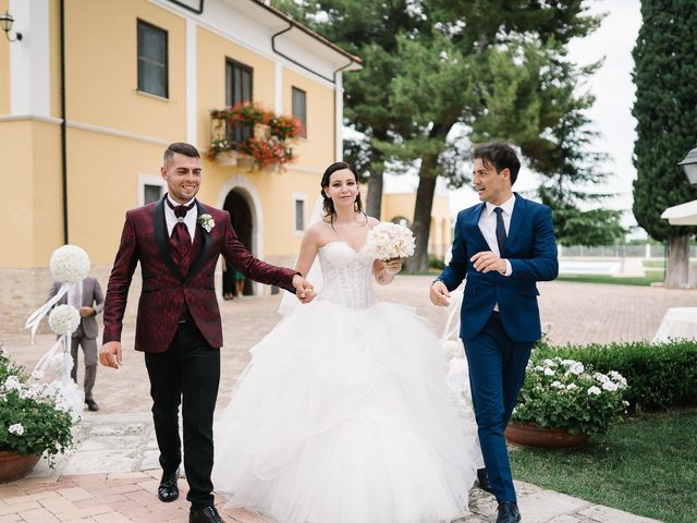 Il matrimonio di Stefano e Claudia a Tocco da Casauria, Pescara 17