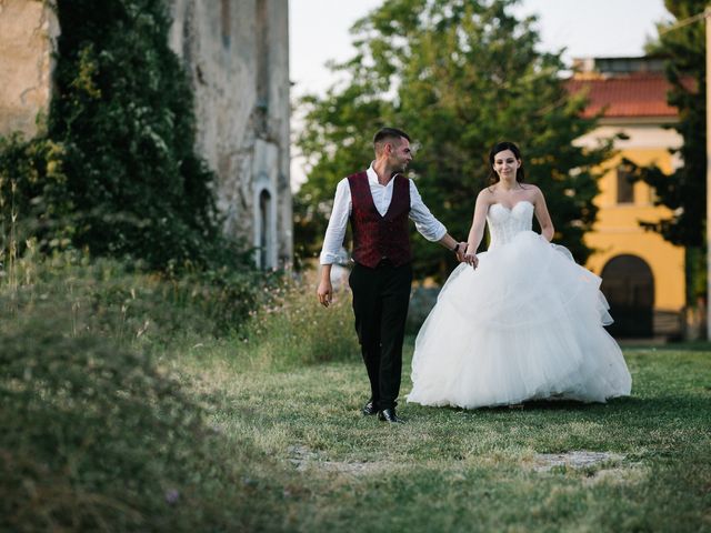 Il matrimonio di Stefano e Claudia a Tocco da Casauria, Pescara 23