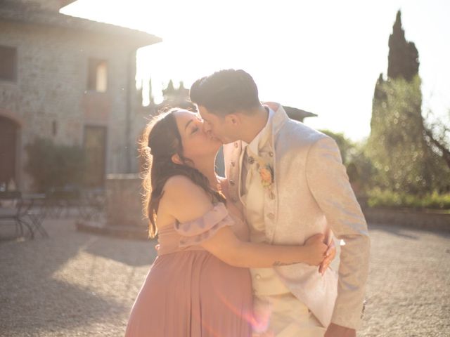 Il matrimonio di Massimiliano  e Veronica  a Cavriglia, Arezzo 4