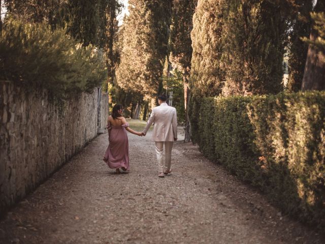 Il matrimonio di Massimiliano  e Veronica  a Cavriglia, Arezzo 5