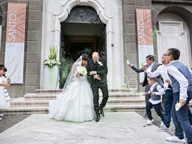 Il matrimonio di Valentina e Lele a Bergamo, Bergamo 20