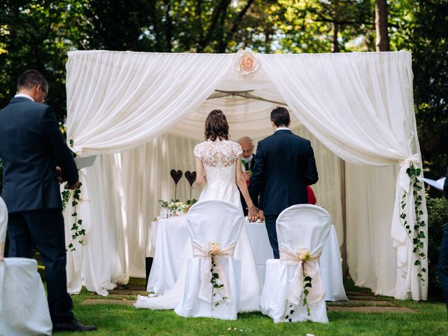 Il matrimonio di Matteo e Claudia a Cantù, Como 44