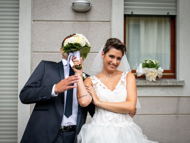 Il matrimonio di Mario e Marina a Erba, Como 28
