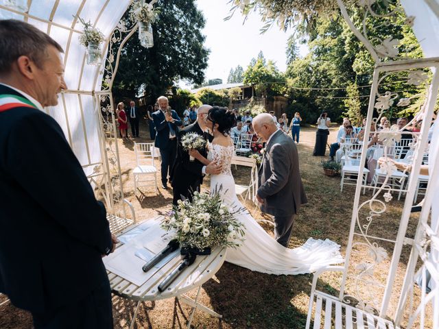 Il matrimonio di Fabio e Melina a Tradate, Varese 24