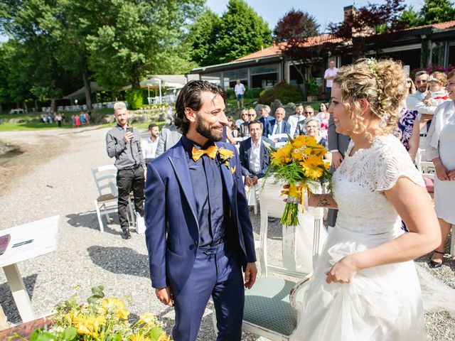 Il matrimonio di Nicola e Veronica a Merone, Como 14