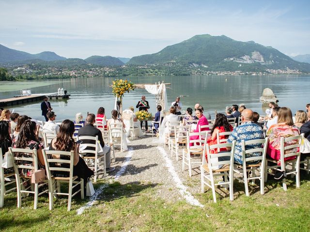 Il matrimonio di Nicola e Veronica a Merone, Como 15