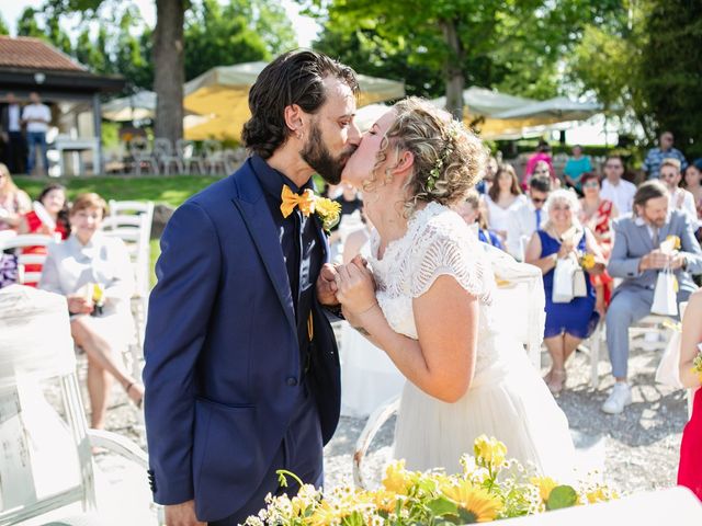 Il matrimonio di Nicola e Veronica a Merone, Como 25