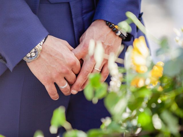 Il matrimonio di Nicola e Veronica a Merone, Como 30