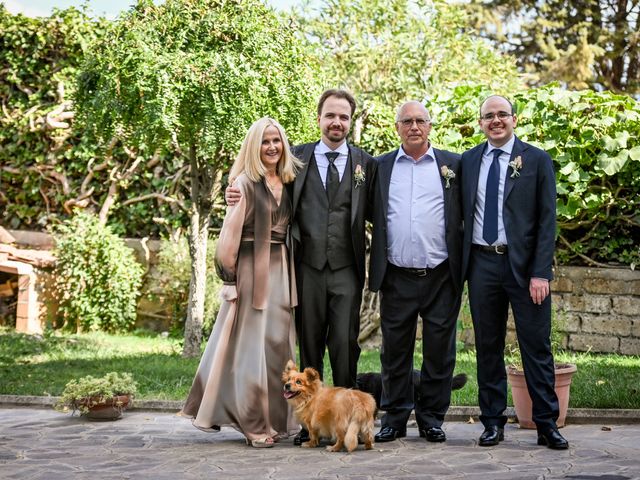 Il matrimonio di Jooelyne e Nicolas a Sant&apos;Angelo Romano, Roma 2