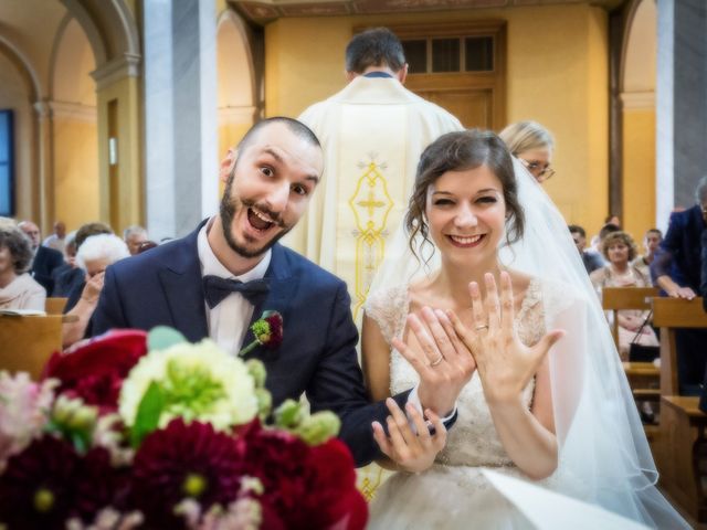 Il matrimonio di Amedeo e Claudia a Cucciago, Como 12