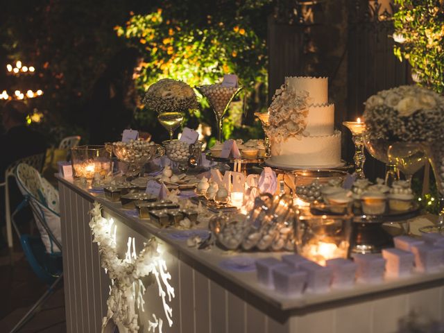 Il matrimonio di Linda e Nicola a Sant&apos;Agnello, Napoli 13