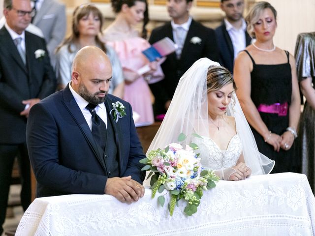 Il matrimonio di Emanuela e Giovanni a Manfredonia, Foggia 19