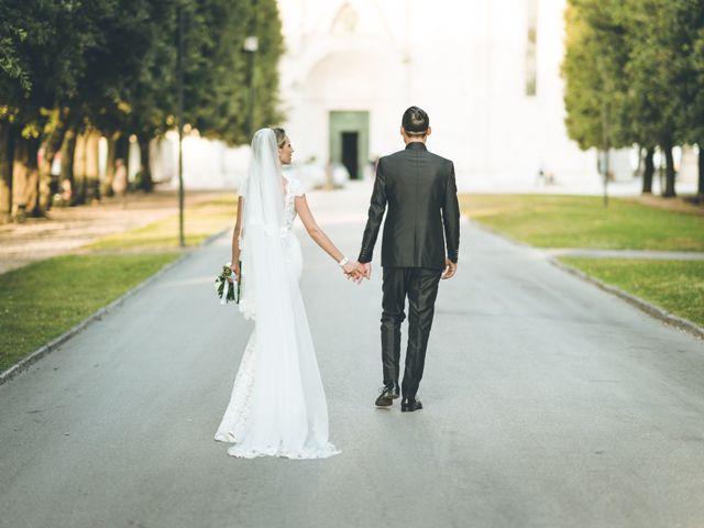 Il matrimonio di Simone e Elisa a Fermo, Fermo 1