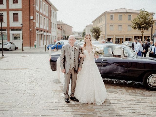 Il matrimonio di Roberto e Mafalda a Bagnolo in Piano, Reggio Emilia 39