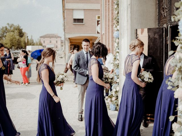 Il matrimonio di Roberto e Mafalda a Bagnolo in Piano, Reggio Emilia 40