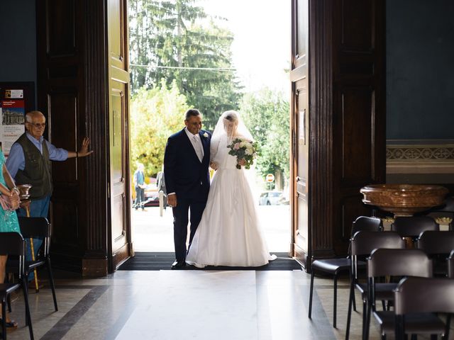 Il matrimonio di Lorenzo e Sara a Varese, Varese 29