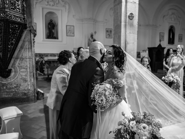 Il matrimonio di Paola e Antonio a Sicignano degli Alburni, Salerno 16