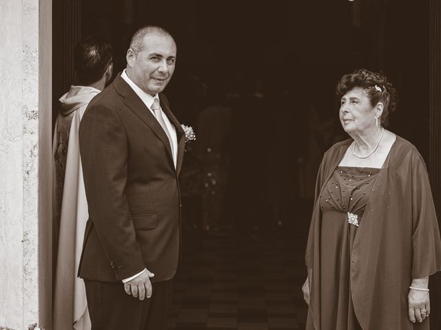 Il matrimonio di Alfio e Tiziana a Porto Mantovano, Mantova 13