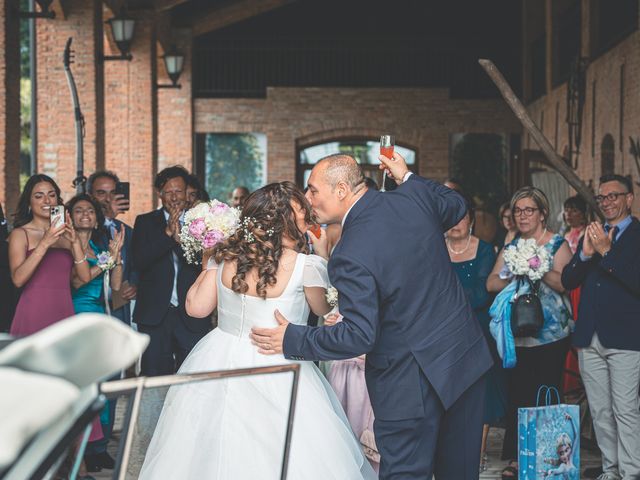 Il matrimonio di Alfio e Tiziana a Porto Mantovano, Mantova 22
