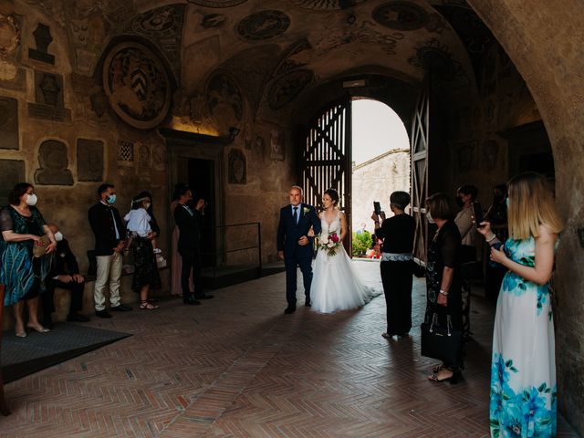 Il matrimonio di Enrico e Sara a Certaldo, Firenze 36