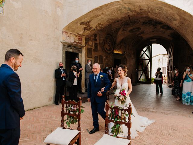 Il matrimonio di Enrico e Sara a Certaldo, Firenze 39