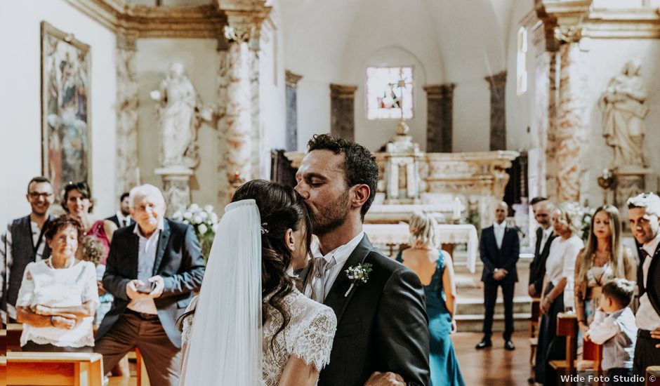 Il matrimonio di Lorenzo e Chiara a Città Sant'Angelo, Pescara