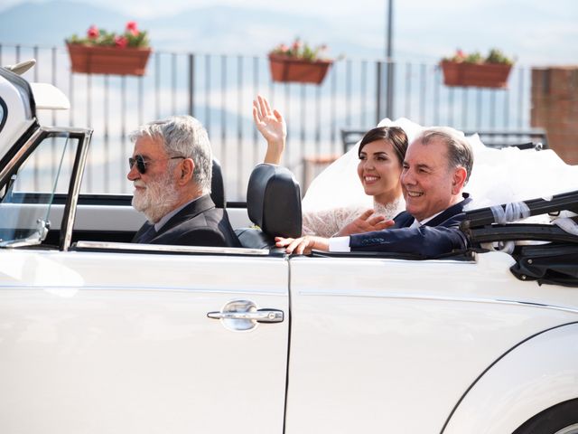 Il matrimonio di Vincenzo e Elena a Pisticci, Matera 14
