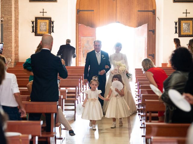 Il matrimonio di Vincenzo e Elena a Pisticci, Matera 19