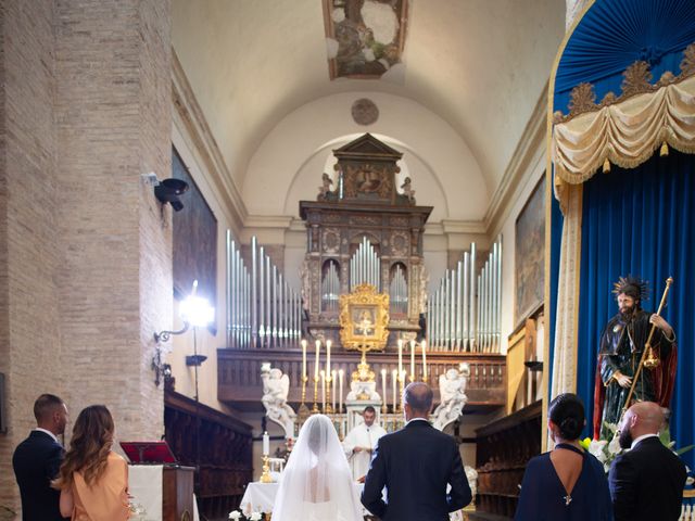 Il matrimonio di Vincenzo e Elena a Pisticci, Matera 21