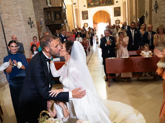 Il matrimonio di Vincenzo e Elena a Pisticci, Matera 25