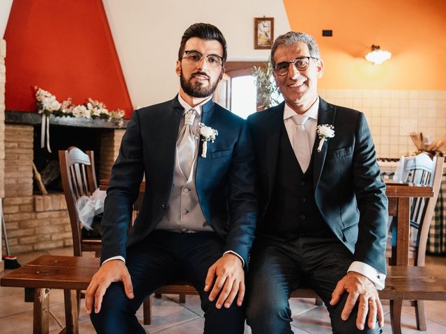 Il matrimonio di Sarah e Emmanuele a Pescara, Pescara 16