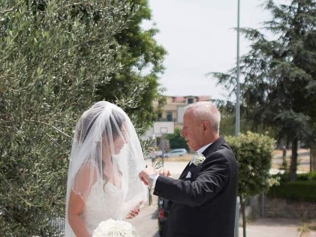 Il matrimonio di Alberto e Emanuela  a Napoli, Napoli 17