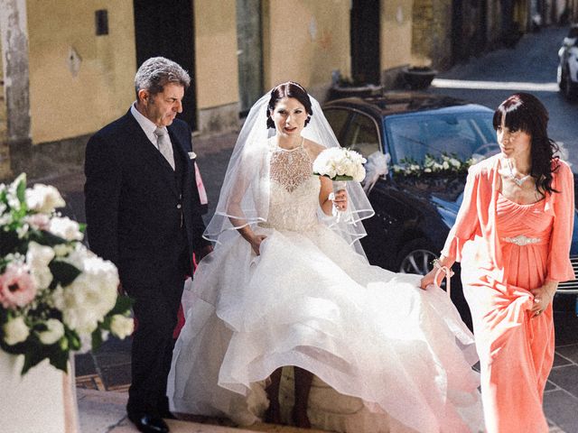 Il matrimonio di Simone e Daniela a Vasto, Chieti 9