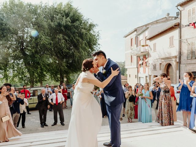 Il matrimonio di Rodrigo e Mariasole a Cerreto d&apos;Esi, Ancona 14